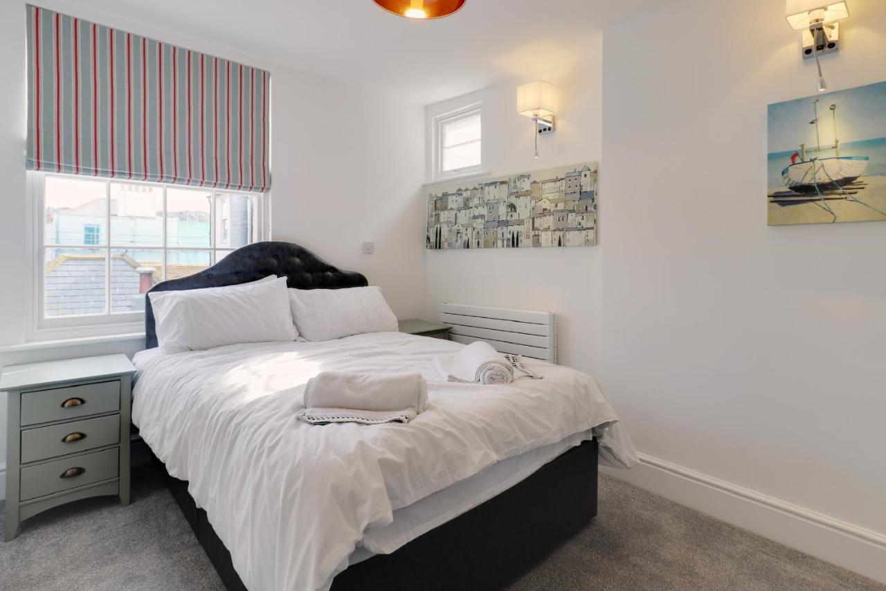 Master Accommodation Suite 6 Хейстингс Екстериор снимка
