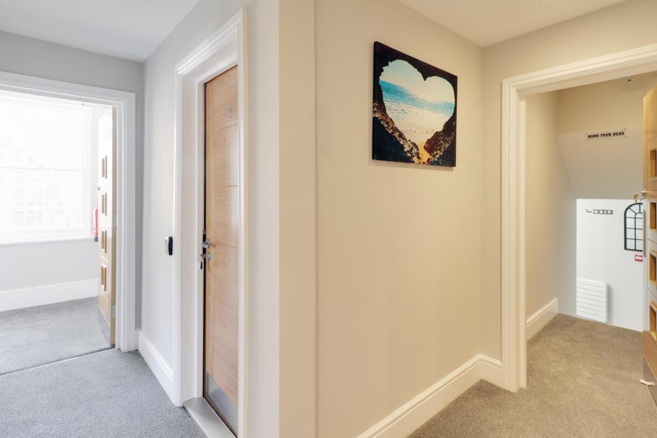Master Accommodation Suite 6 Хейстингс Екстериор снимка